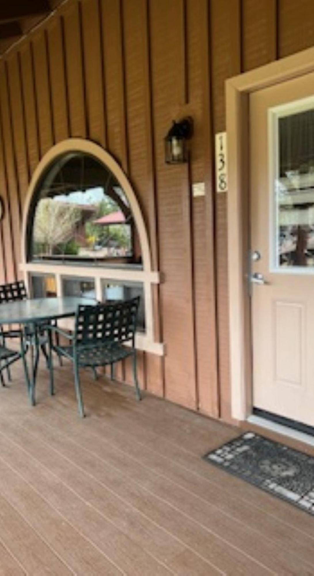 Roundhouse Resort Pinetop-Lakeside Bilik gambar
