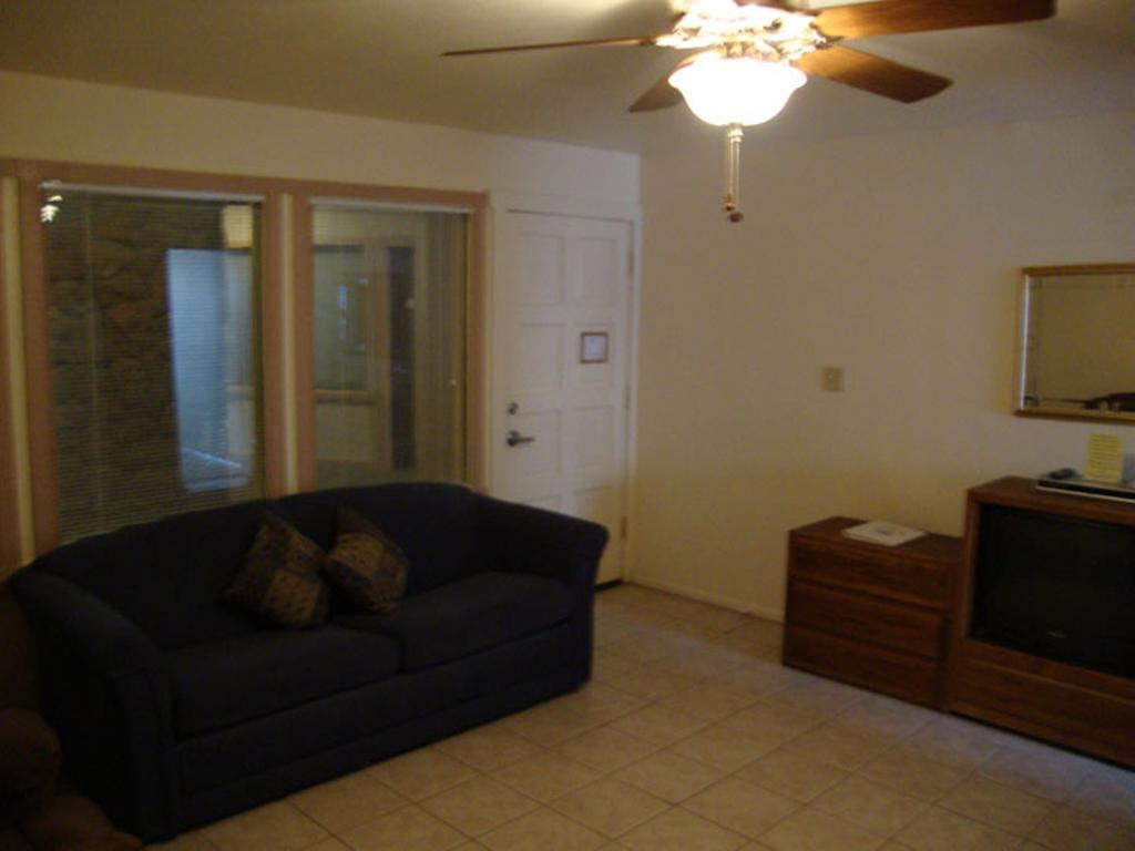 Roundhouse Resort Pinetop-Lakeside Bilik gambar